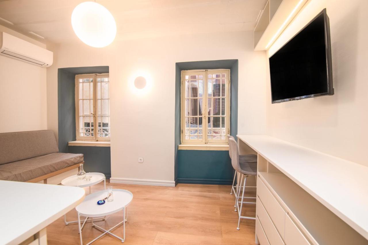 Liston Boutique Suites By Corfuescapes コルフ島 エクステリア 写真