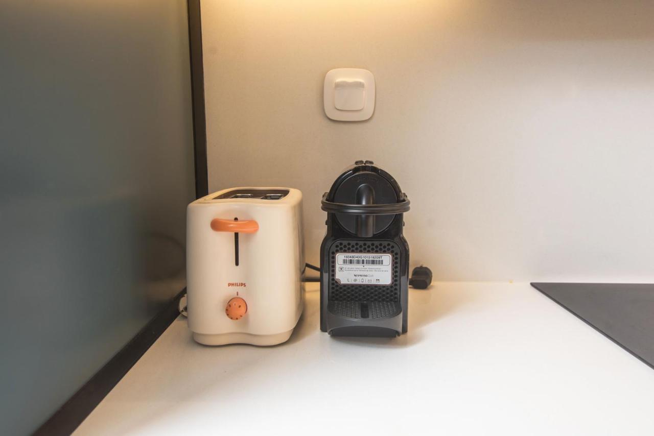 Liston Boutique Suites By Corfuescapes コルフ島 エクステリア 写真