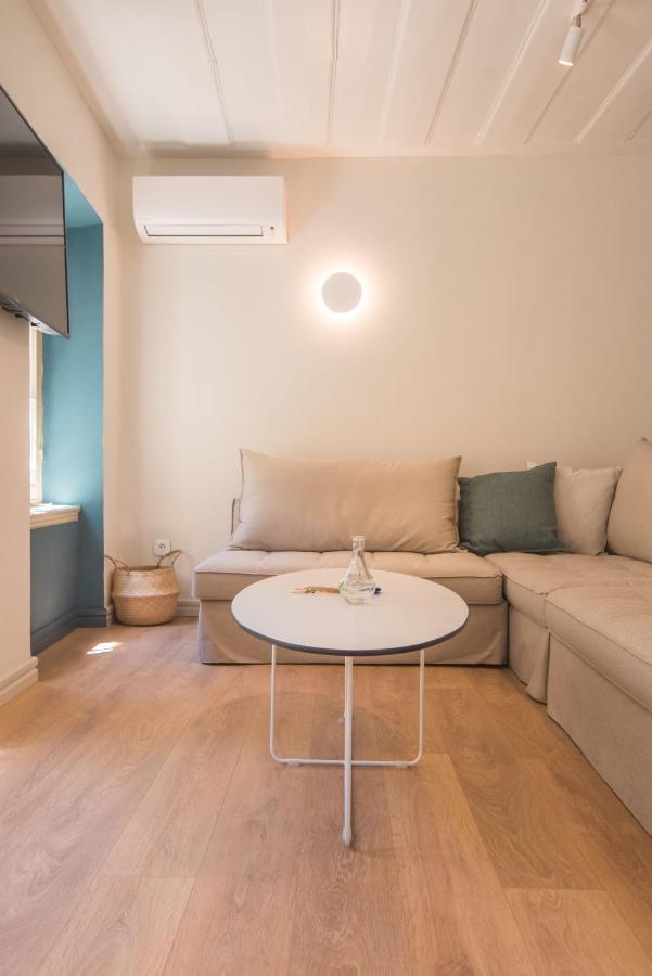 Liston Boutique Suites By Corfuescapes コルフ島 エクステリア 写真