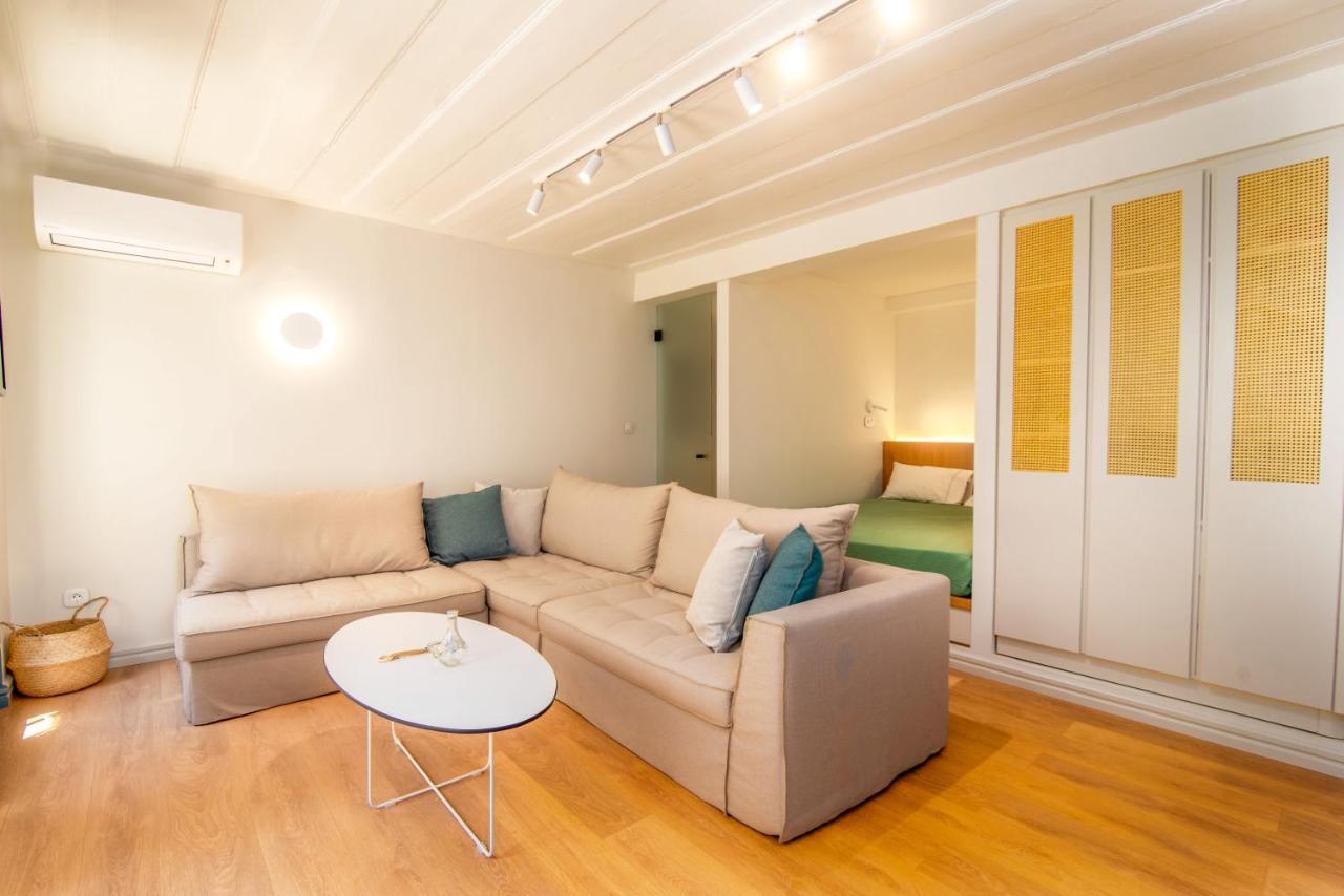 Liston Boutique Suites By Corfuescapes コルフ島 エクステリア 写真